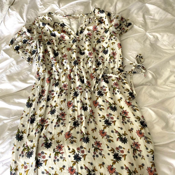 LOFT Dresses & Skirts - Loft Plus Dress